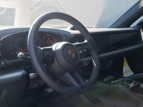 New 2026 Porsche Cayenne Coupe image 4