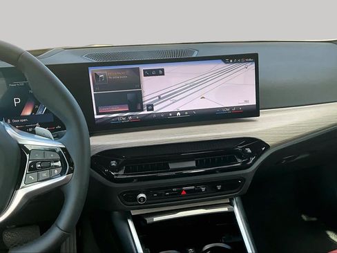 Used 2026 BMW 330i Sedan RWD image 6