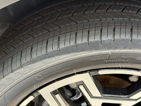 New 2025 Hyundai Santa Cruz Limited image 31