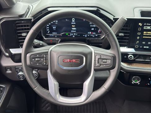Certified 2024 GMC Sierra 1500 Elevation image 15