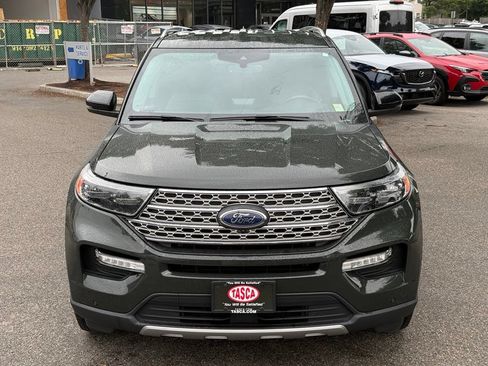 Used 2022 Ford Explorer Limited w/ Limited Technology Package AWD/4WD image 2
