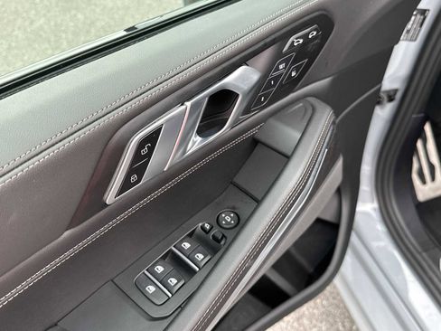 Used 2024 BMW X6 xDrive40i image 15