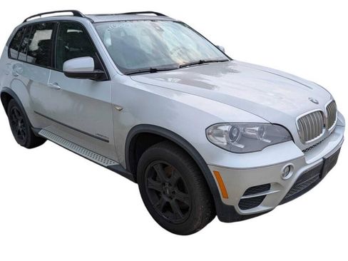 Used 2012 BMW X5 xDrive35d AWD/4WD image 8