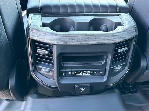 Used 2025 RAM 1500 Limited w/ Body Color Bumper Group AWD/4WD image 38