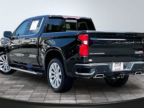 Used 2022 Chevrolet Silverado 1500 High Country AWD/4WD image 3
