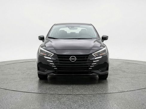 Used 2025 Nissan Versa SV FWD image 2