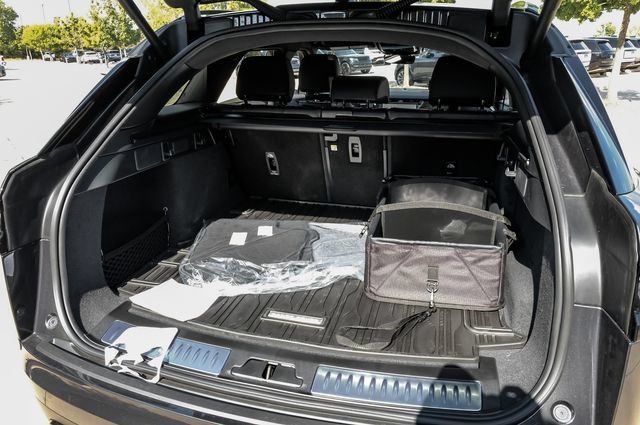 New 2026 Land Rover Range Rover Velar S AWD/4WD image 58