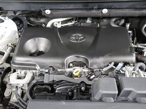 Used 2024 Toyota RAV4 LE image 13