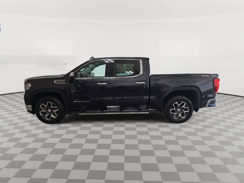 Used 2023 GMC Sierra 1500 SLT w/ SLT Premium Package AWD/4WD image 7