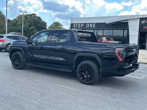 New 2026 GMC Sierra EV Elevation w/ LPO, Elevation Dark Package image 5