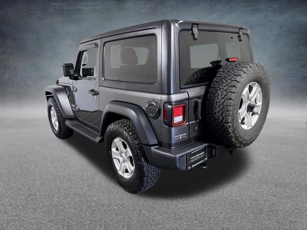 Used 2018 Jeep Wrangler Sport AWD/4WD image 4
