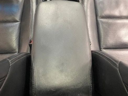 Used 2016 Toyota Avalon Limited image 19