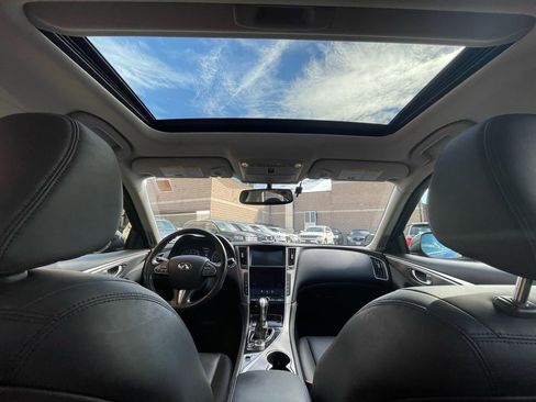 Used 2016 INFINITI Q50 Premium image 11