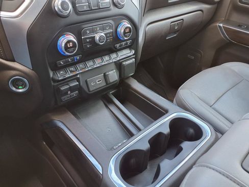 Used 2021 GMC Sierra 1500 SLT AWD/4WD image 27