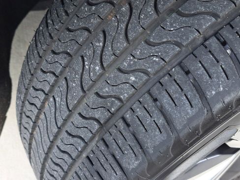 Used 2019 Chrysler Pacifica Touring Plus w/ S Appearance Package image 11