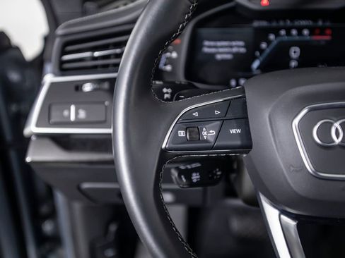 Used 2025 Audi Q8 Prestige image 35