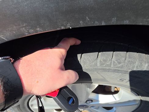 Used 2018 Ford Escape S image 5