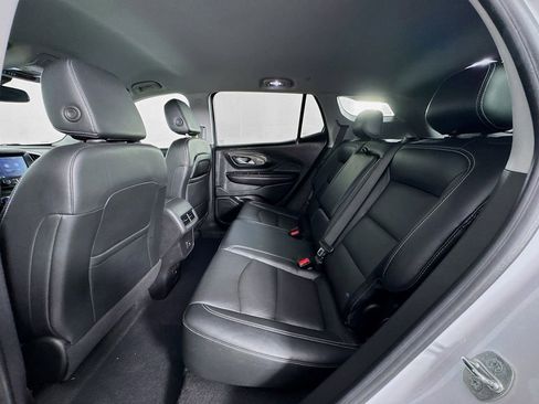 Used 2023 GMC Terrain SLT image 26