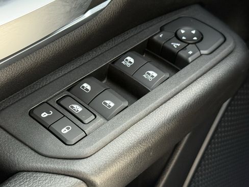 Used 2025 RAM 1500 Big Horn image 27