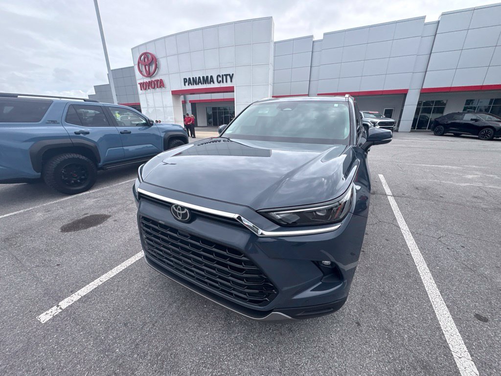 Used 2026 Toyota Grand Highlander AWD image 10
