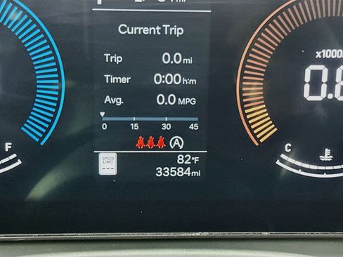 Used 2025 Hyundai Tucson SEL FWD image 19
