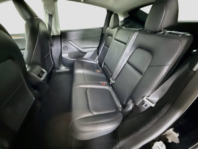 Used 2023 Tesla Model Y Performance AWD/4WD image 23