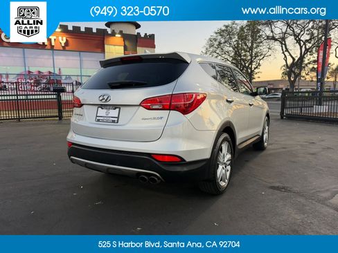 Used 2013 Hyundai Santa Fe Sport 2.0T w/ Technology Pkg FWD image 4