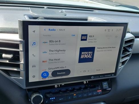 Used 2024 Toyota Tundra Limited image 38