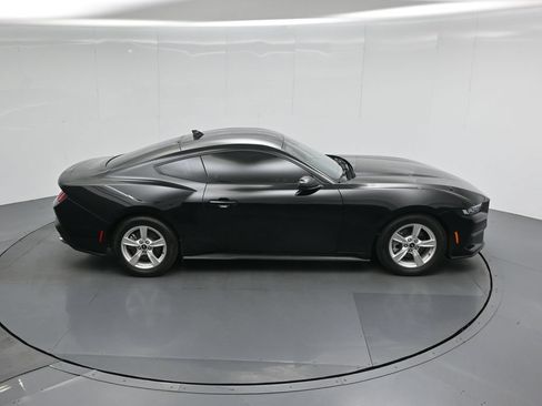 Used 2024 Ford Mustang Coupe RWD image 31