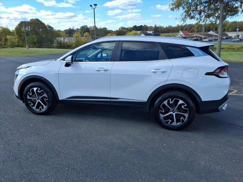 Used 2023 Kia Sportage EX image 8