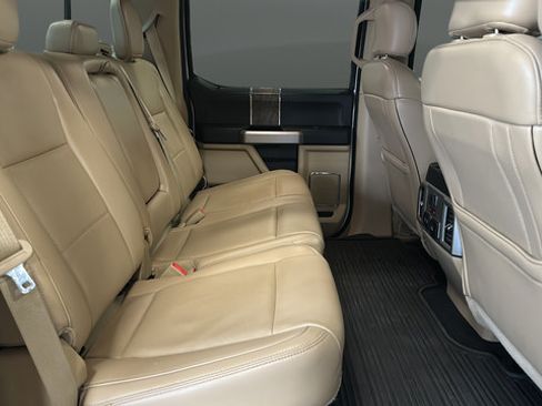Used 2019 Ford F250 Lariat w/ Lariat Ultimate Package AWD/4WD image 24