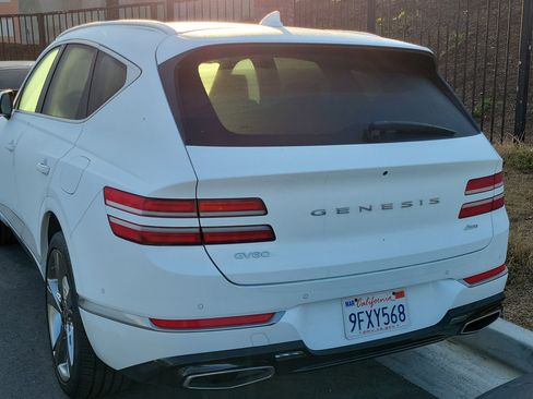 Certified 2023 Genesis GV80 2.5T w/ Prestige Package image 5