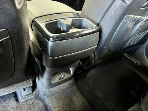 Used 2025 Kia Telluride S AWD/4WD image 23