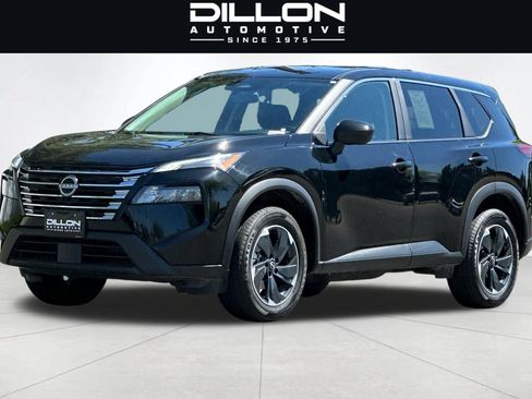 Used 2024 Nissan Rogue SV AWD/4WD image 8