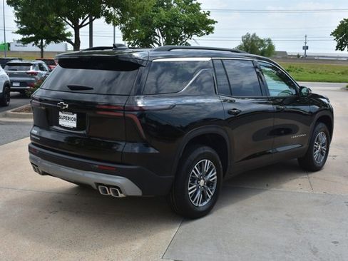 New 2026 Chevrolet Traverse LT w/ Driver Confidence Package FWD image 5