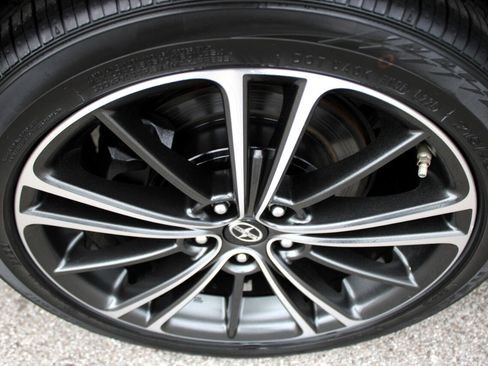 Used 2013 Scion FR-S image 8