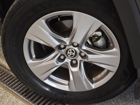 Used 2025 Toyota RAV4 XLE w/ Weather Package AWD/4WD image 29