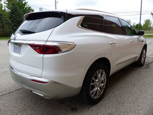 Used 2022 Buick Enclave Premium w/ Surround and Sites Package FWD image 12