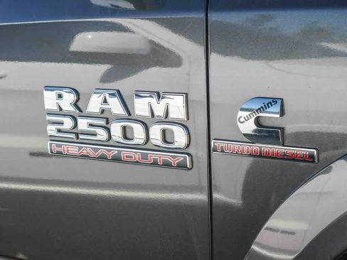 Used 2017 RAM 2500 Laramie AWD/4WD image 7