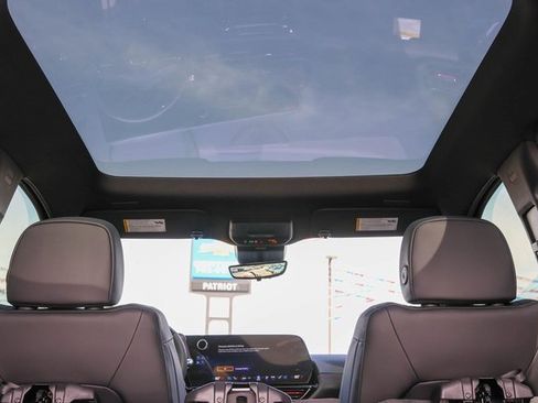 New 2025 Chevrolet Silverado EV RST image 25