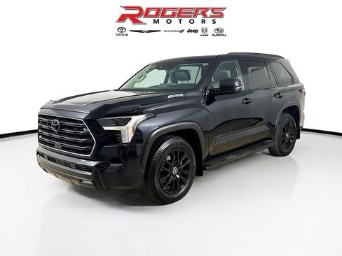 Used 2024 Toyota Sequoia Limited AWD/4WD image 8