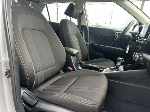 Used 2023 Hyundai Venue SEL w/ Cargo Package image 27