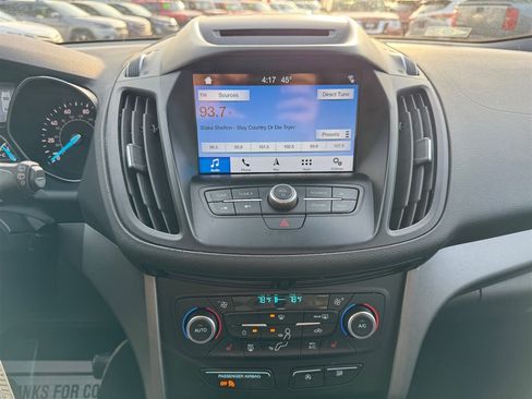 Used 2018 Ford Escape SEL image 15