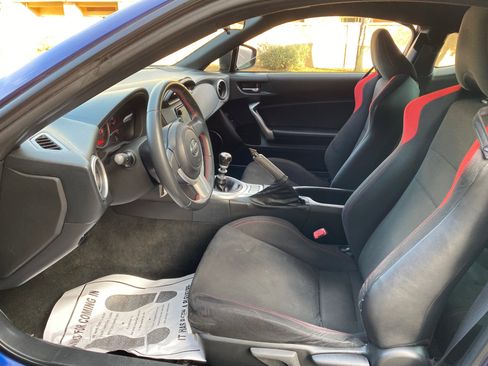 Used 2016 Scion FR-S image 35
