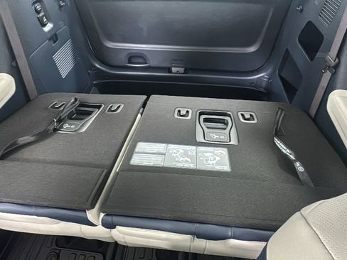 New 2026 Kia Carnival SX w/ SX Dark Edition Package image 15