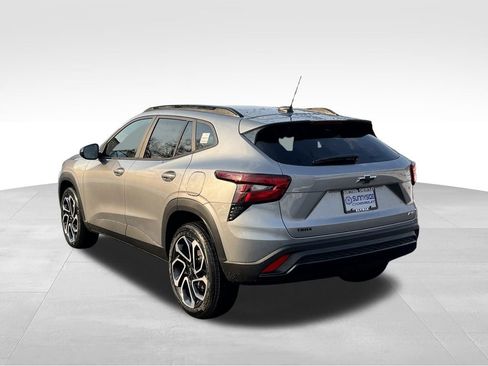 New 2026 Chevrolet Trax RS w/ Sunroof Package image 4