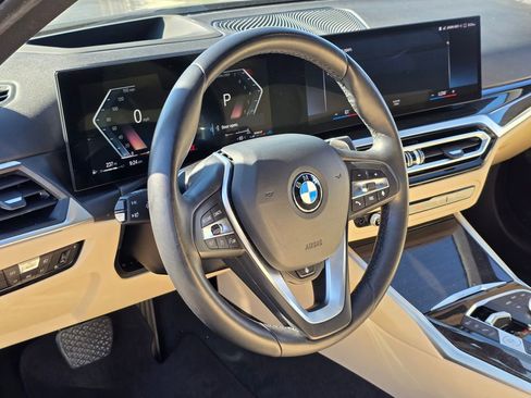 Used 2023 BMW 330i Sedan w/ Premium Package image 14