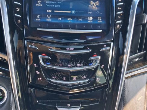Used 2015 Cadillac Escalade ESV Platinum AWD/4WD image 9