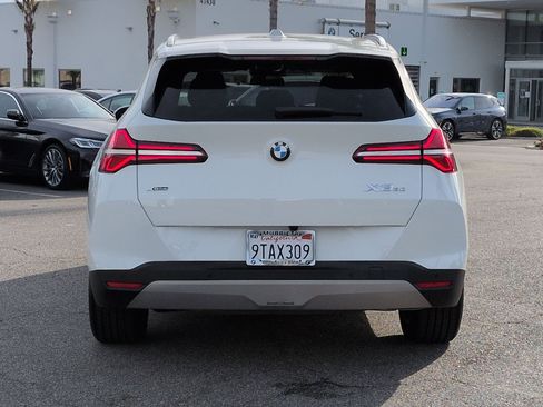 Used 2025 BMW X3 xDrive30i w/ Convenience Package image 9