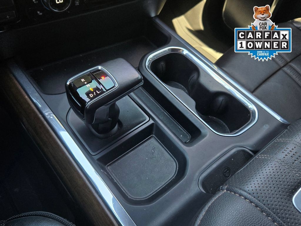 Used 2022 Chevrolet Silverado 1500 High Country w/ High Country Premium Package AWD/4WD image 22